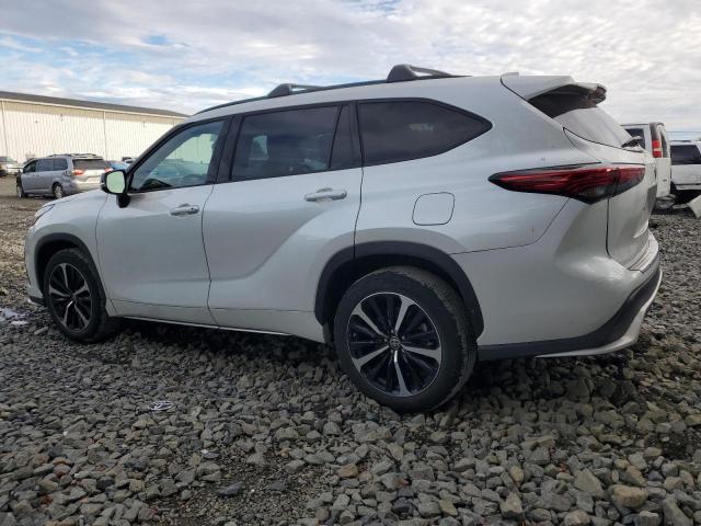Photo 2 from auction – 2022 TOYOTA HIGHLANDER with VIN 5TDLZRBH0NS207471