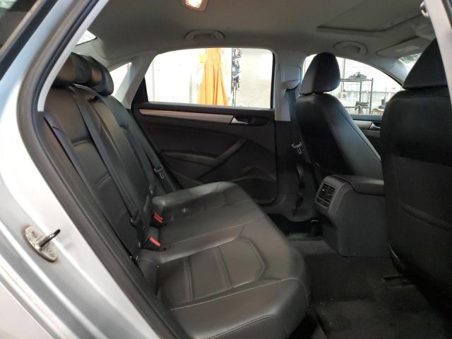 Photo 10 from auction – 2014 VOLKSWAGEN PASSAT SE with VIN 1VWBS7A38EC116053