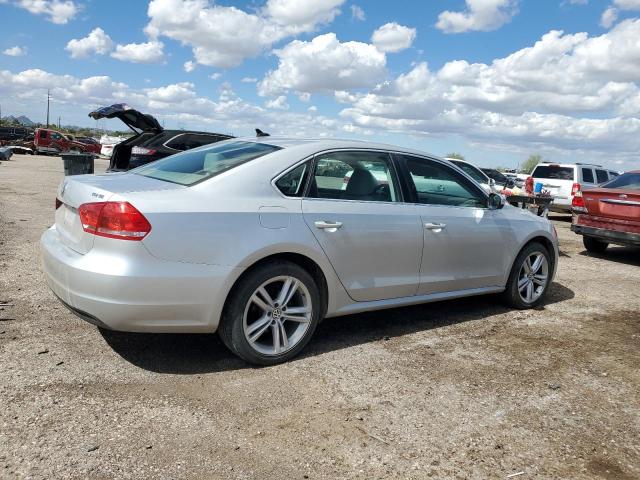 Photo 3 from auction – 2014 VOLKSWAGEN PASSAT SE with VIN 1VWBN7A33EC068937