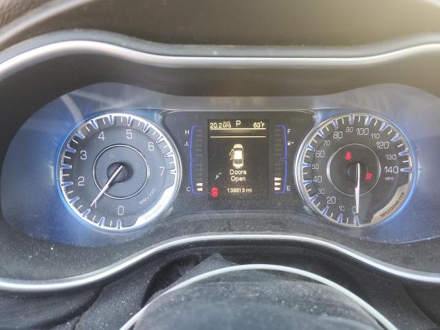 Photo 9 from auction – 2015 CHRYSLER 200 LIMITE with VIN 1C3CCCAB1FN680321