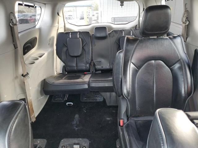 Photo 10 from auction – 2018 CHRYSLER PACIFICA H with VIN 2C4RC1N75JR229937