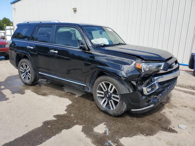 Photo 4 from auction – 2018 TOYOTA 4RUNNER SR with VIN JTEBU5JRXJ5522139