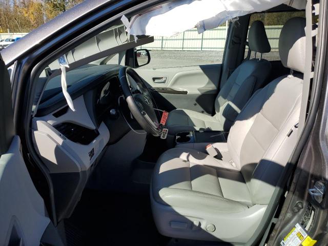 Photo 7 from auction – 2018 TOYOTA SIENNA XLE with VIN 5TDYZ3DC9JS960480
