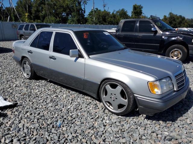 Photo 4 from auction – 1995 MERCEDES-BENZ E 320 BASE with VIN WDBEA32E5SC240769