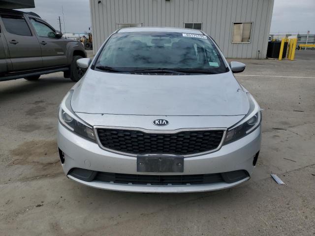 Photo 5 from auction – 2018 KIA FORTE LX with VIN 3KPFL4A77JE174225