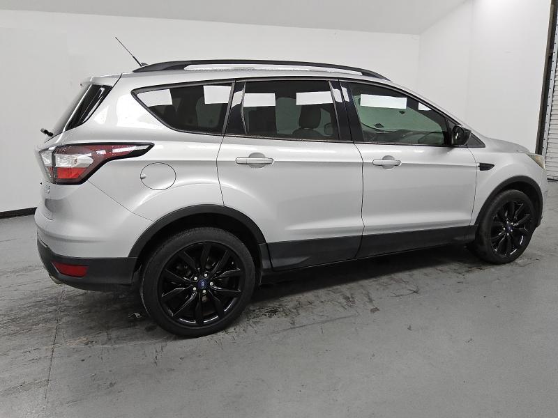 Photo 3 from auction – 2018 FORD ESCAPE SEL with VIN 1FMCU0HD2JUC47793