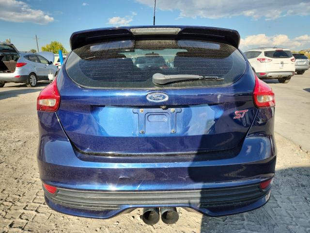 Photo 6 from auction – 2017 FORD FOCUS ST with VIN 1FADP3L90HL280270