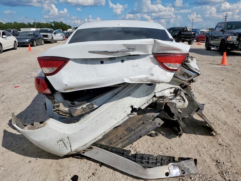 Photo 6 from auction – 2016 CHRYSLER 200 LIMITE with VIN 1C3CCCAB1GN159455