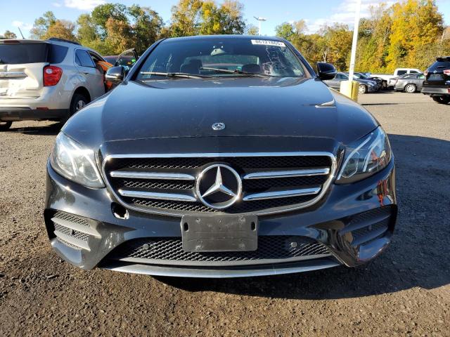 Photo 5 from auction – 2018 MERZ E 300 4MATIC with VIN WDDZF4KB7JA387871