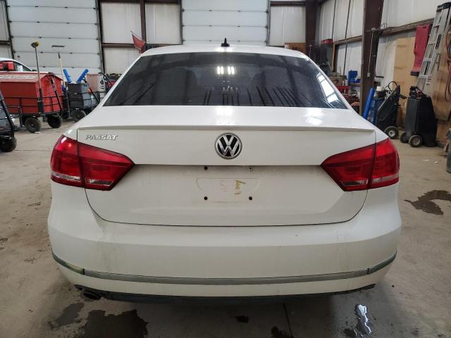 Photo 6 from auction – 2013 VOLKSWAGEN PASSAT with VIN 1VWCH7A39DC120047