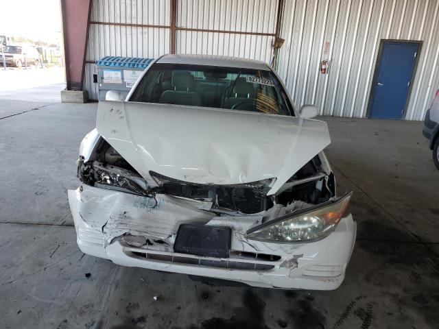 Photo 5 from auction – 2004 TOYOTA CAMRY LE with VIN 4T1BF30K04U077293