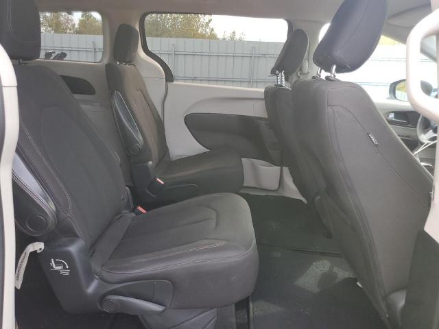 Photo 11 from auction – 2017 CHRYSLER PACIFICA T with VIN 2C4RC1DG6HR721646