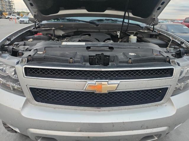 Photo 11 from auction – 2010 CHEVROLET AVALANCHE with VIN 3GNNCEE07AG240699