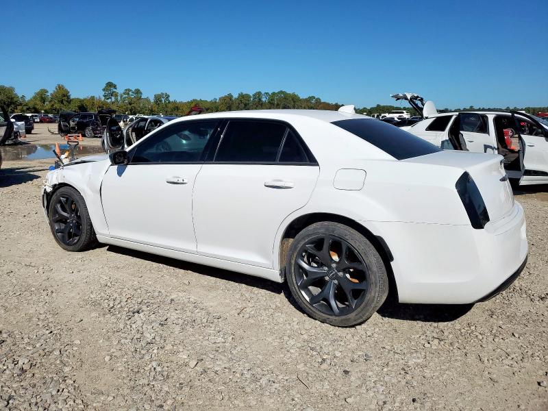 Photo 2 from auction – 2023 CHRYSLER 300 TOURIN with VIN 2C3CCAAG4PH678864