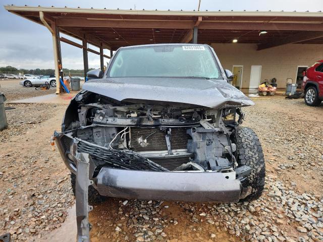 Photo 5 from auction – 2018 TOYOTA 4RUNNER SR with VIN JTEZU5JR5J5171820