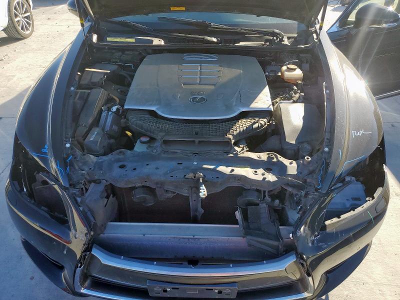 Photo 11 from auction – 2014 LEXUS LS 460 with VIN JTHBL5EF6E5132862