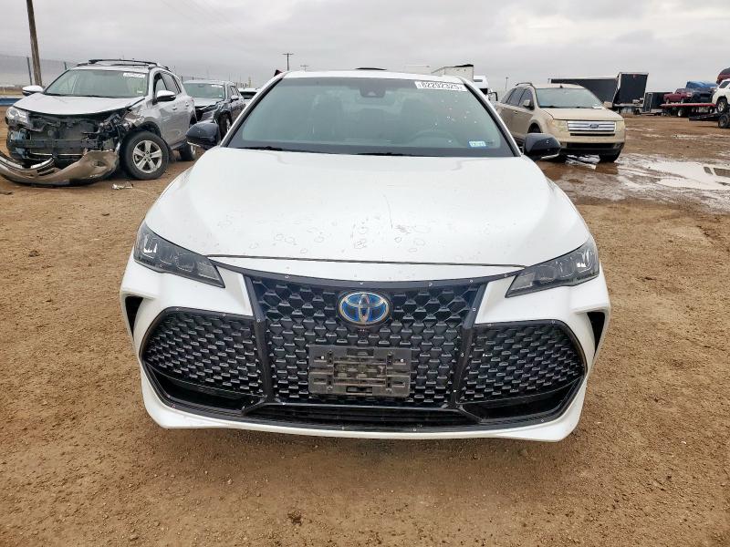 Photo 5 from auction – 2022 TOYOTA AVALON NIG with VIN 4T1EA1AB2NU012462