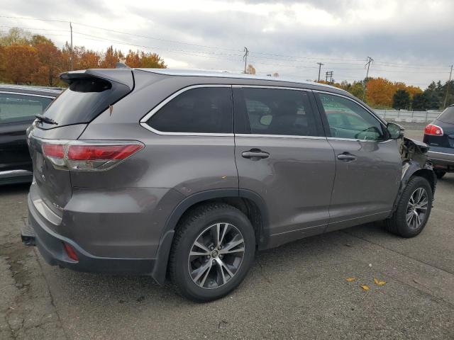 Photo 3 from auction – 2016 TOYOTA HIGHLANDER with VIN 5TDJKRFH1GS314361