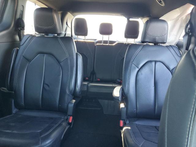 Photo 10 from auction – 2018 CHRYSLER PACIFICA TOURING L with VIN 2C4RC1BG3JR274315