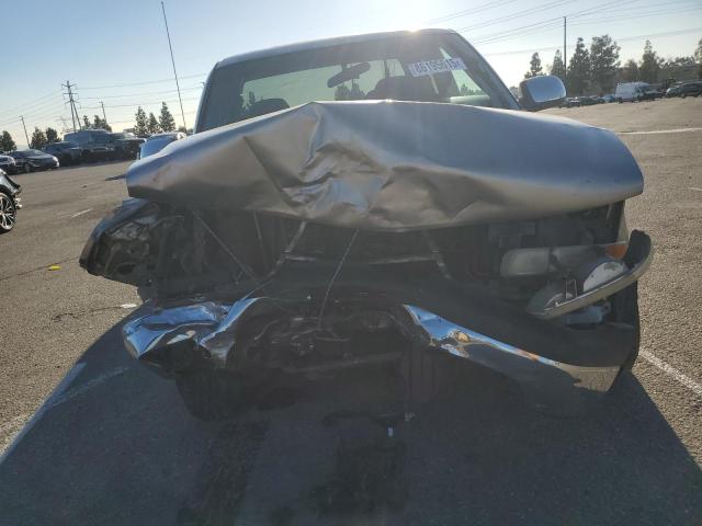 Photo 5 from auction – 2002 CHEVROLET SILVERADO with VIN 2GCEC19V521287943