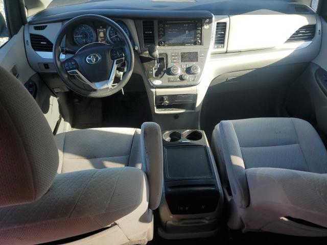 Photo 8 from auction – 2018 TOYOTA SIENNA LE with VIN 5TDKZ3DC5JS945139