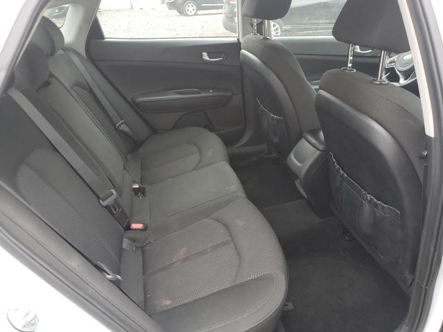 Photo 10 from auction – 2017 KIA OPTIMA LX with VIN 5XXGT4L3XHG167236