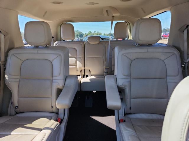 Photo 10 from auction – 2018 LINCOLN NAVIGATOR with VIN 5LMJJ2HT0JEL12960