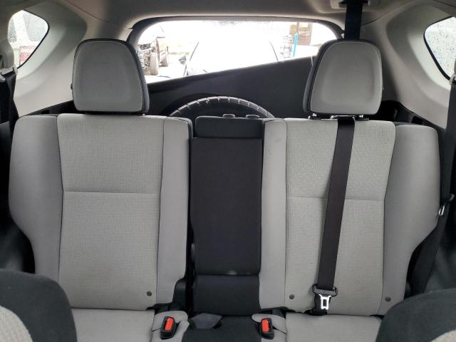 Photo 10 from auction – 2017 TOYOTA RAV4 XLE with VIN JTMRFREV8HJ125221