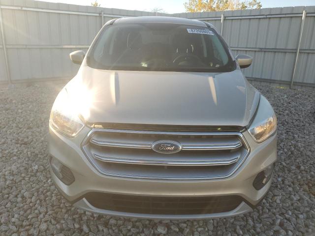 Photo 5 from auction – 2017 FORD ESCAPE SE with VIN 1FMCU9GD4HUC23513