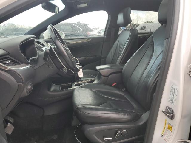 Photo 7 from auction – 2017 LINCOLN MKC RESERV with VIN 5LMCJ3C92HUL11058
