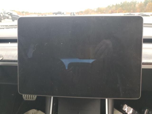 Photo 9 from auction – 2020 TESLA 3 with VIN 5YJ3E1EC3LF719692