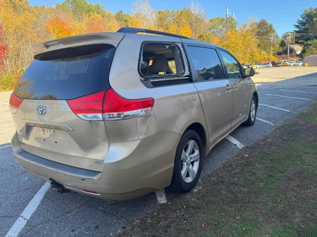 Photo 4 from auction – 2012 TOYOTA SIENNA LE with VIN 5TDKK3DC9CS233451