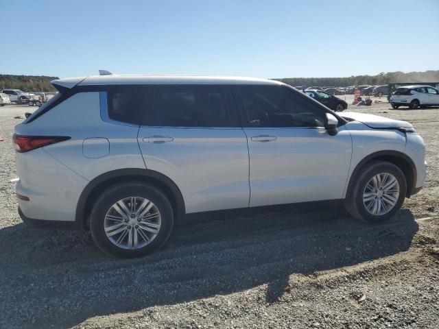 Photo 3 from auction – 2023 MITSUBISHI OUTLANDER with VIN JA4J4TA83PZ010049
