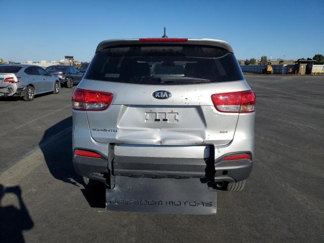 Photo 6 from auction – 2016 KIA SORENTO LX with VIN 5XYPG4A32GG077628