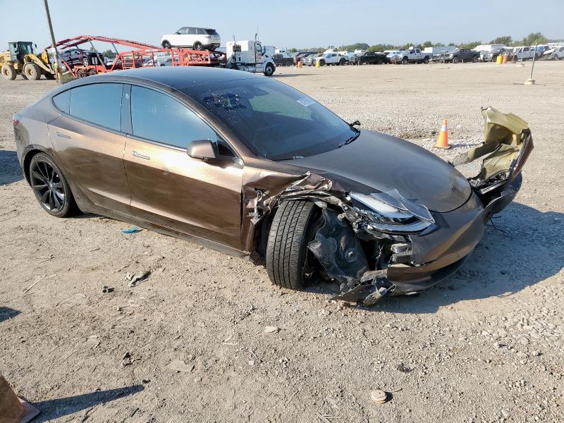 Photo 4 from auction – 2019 TESLA MODEL 3 with VIN 5YJ3E1EB2KF543126