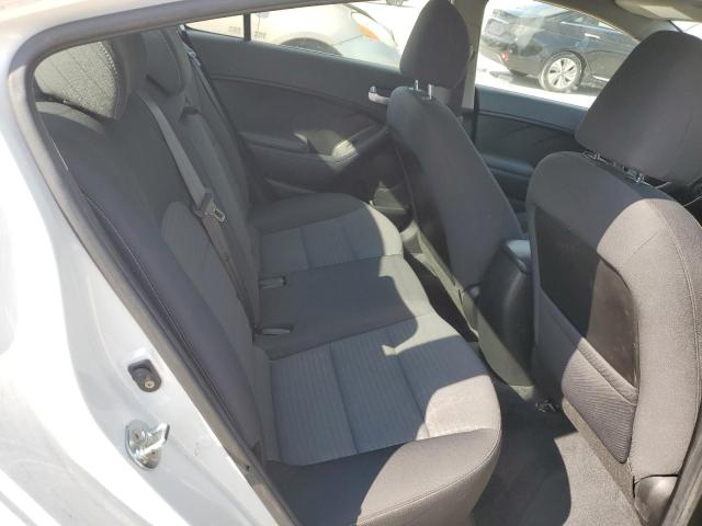 Photo 10 from auction – 2017 KIA FORTE LX with VIN 3KPFL4A7XHE098073
