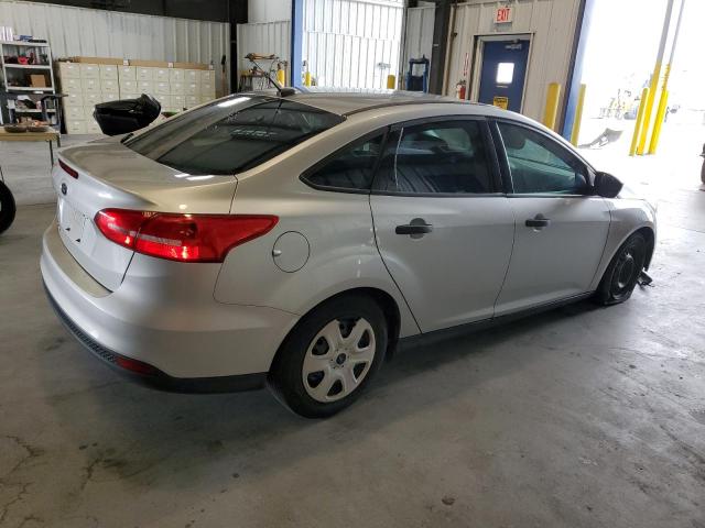 Photo 3 from auction – 2018 FORD FOCUS S with VIN 1FADP3E20JL236629