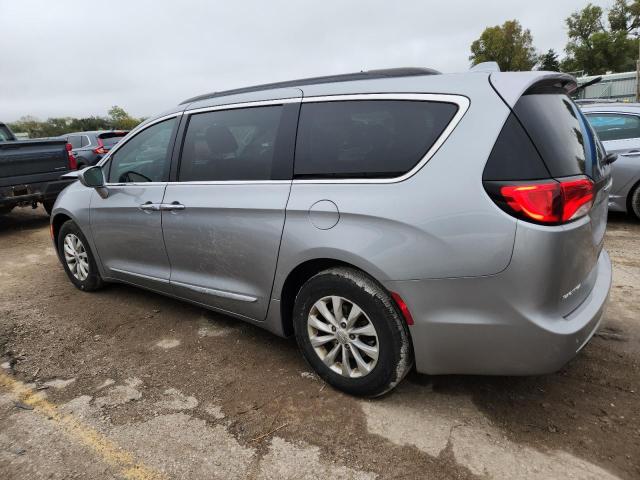 Photo 2 from auction – 2017 CHRYSLER PACIFICA T with VIN 2C4RC1BG4HR565819
