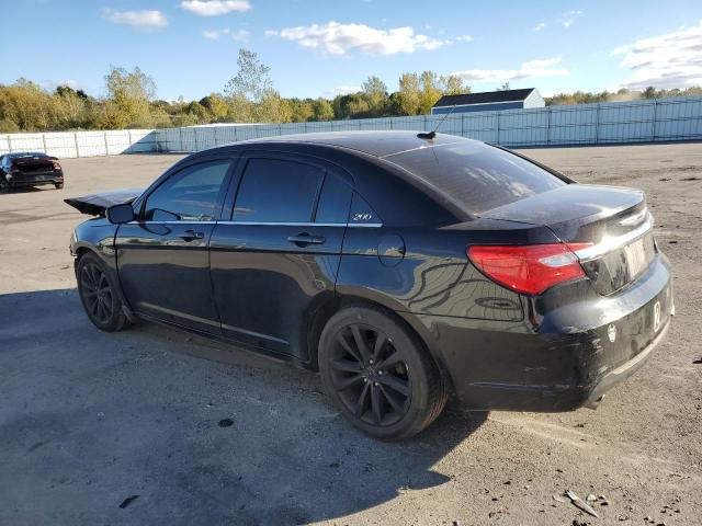 Photo 2 from auction – 2013 CHRYSLER 200 TOURIN with VIN 1C3CCBBG0DN712015