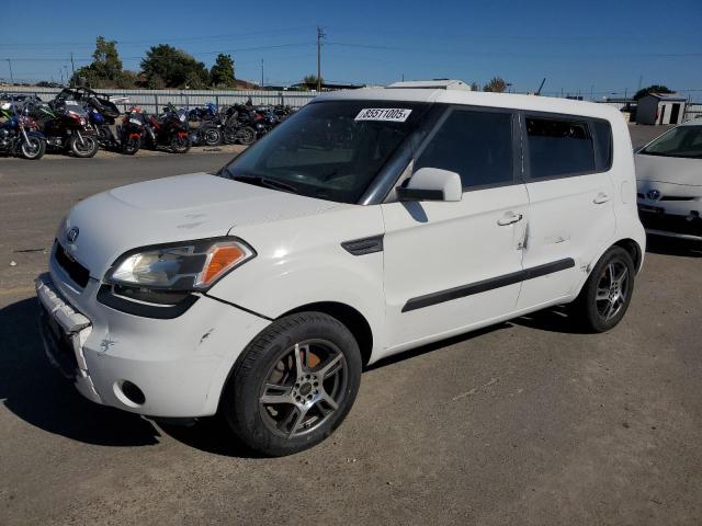 KIA SOUL + 2011 with VIN KNDJT2A21B7284238 - Photo from auction
