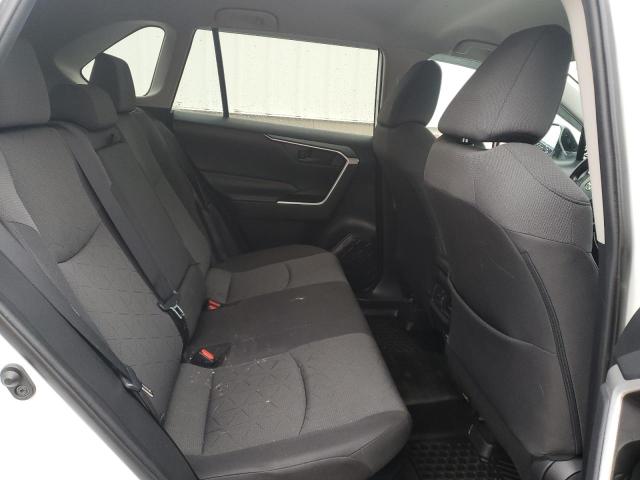 Photo 11 from auction – 2021 TOYOTA RAV4 LE with VIN 2T3BWRFV5MW106573
