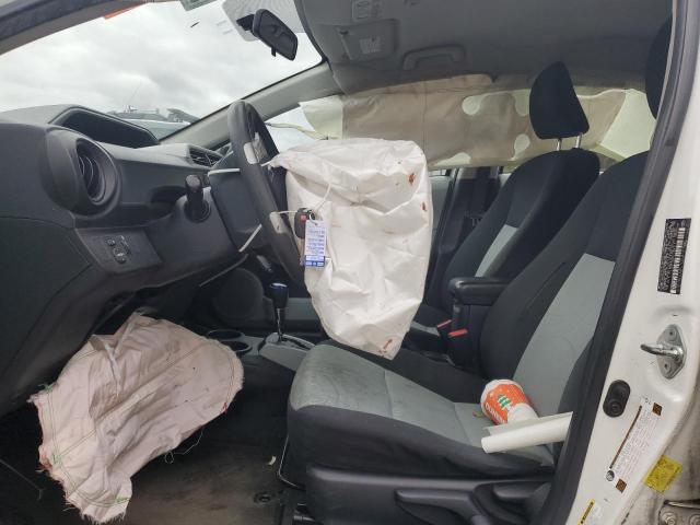Photo 7 from auction – 2012 TOYOTA PRIUS C with VIN JTDKDTB32C1026717