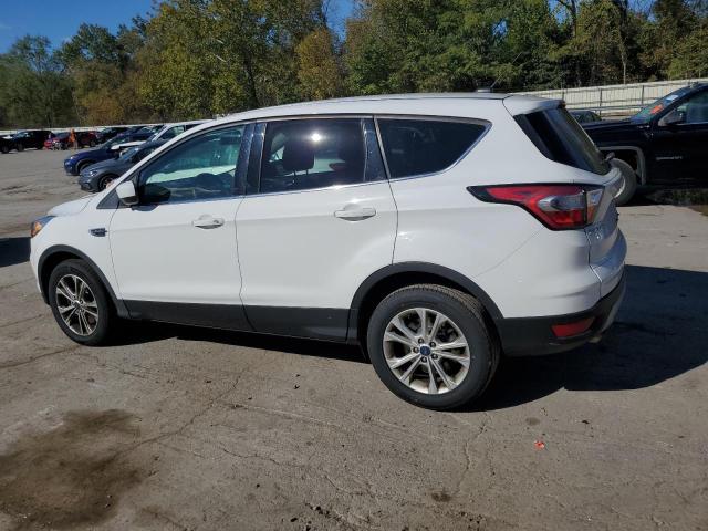 Photo 2 from auction – 2017 FORD ESCAPE SE with VIN 1FMCU9GD3HUD99694