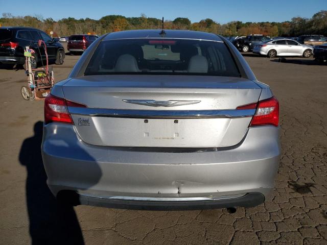 Photo 6 from auction – 2013 CHRYSLER 200 with VIN 1C3CCBAB7DN670674