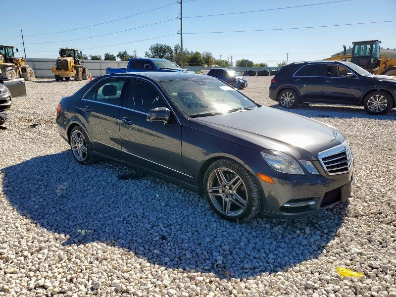 Photo 4 from auction – 2013 MERCEDES-BENZ E 350 with VIN WDDHF5KBXDA728749
