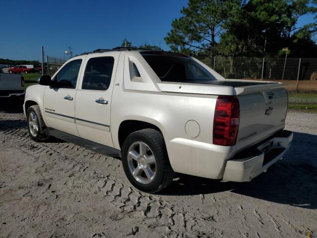 Photo 2 from auction – 2011 CHEVROLET AVALANCHE with VIN 3GNMCGE07BG158061