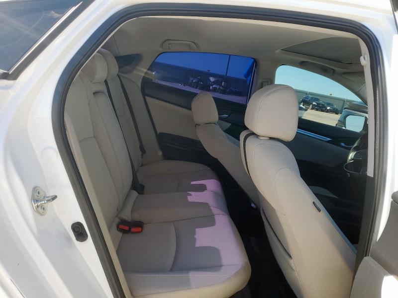 Photo 10 from auction – 2018 HONDA CIVIC EX with VIN 19XFC2F71JE014080
