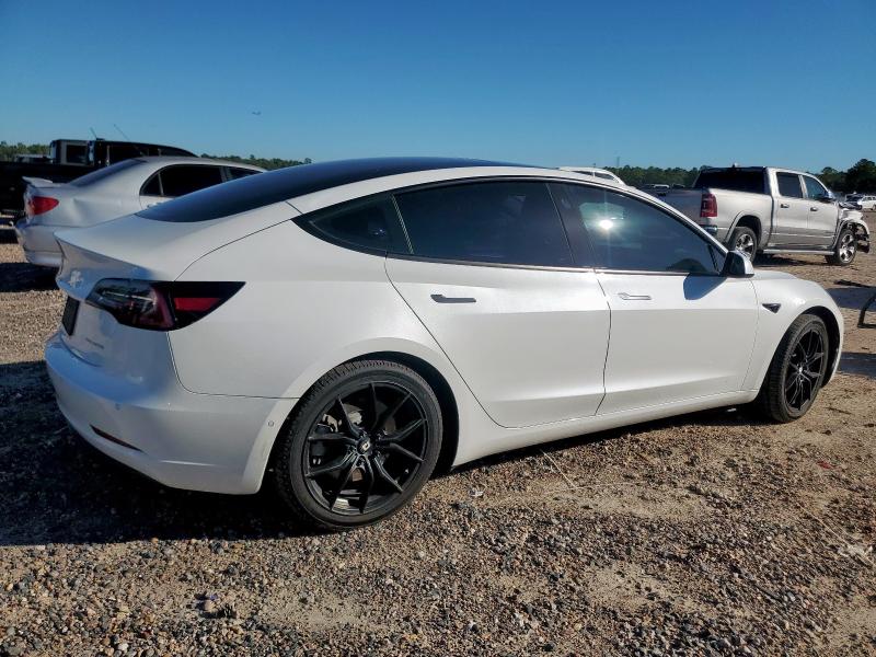 Photo 3 from auction – 2022 TESLA MODEL 3 with VIN 5YJ3E1EB4NF108208