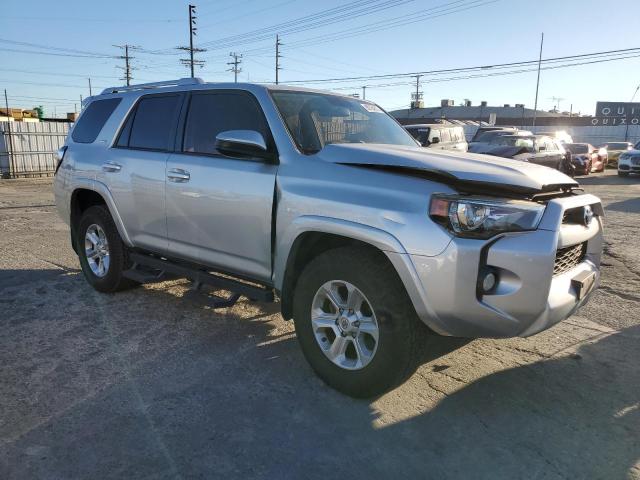 Photo 4 from auction – 2018 TOYOTA 4RUNNER SR with VIN JTEZU5JR8J5190734