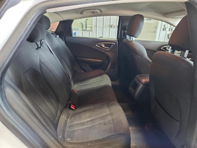 Photo 10 from auction – 2016 CHRYSLER 200 LIMITE with VIN 1C3CCCAB6GN177398
